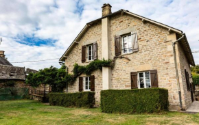 Gîte de France Le cantou des mille sources 3 épis - Gîte de France 8 personnes MAE-0234